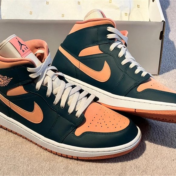 Air Jordan 1 Mid Dark Teal Green Wmns Size Nike - Picture 1 of 4